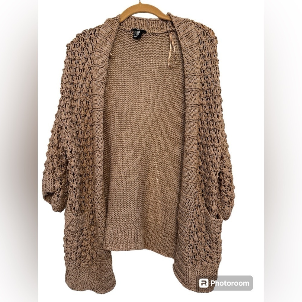 H&M crochet knit cardigan sweater OSFA Tan slouchy cozy spring neutrals minimal